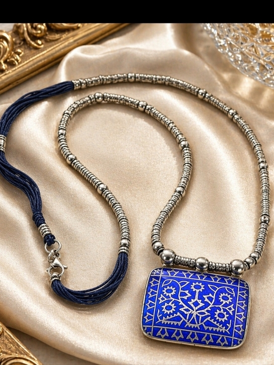 DNMD Limited Jewelry - DNMD Limited ANTIQUE Silver Beaded Necklace With Lapis Accents & Enamel Necklace